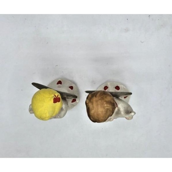 Angel Valentines Day Figurines Hearts Music Porcelain Harp Guitar Cleo '80 - Picture 5 of 7